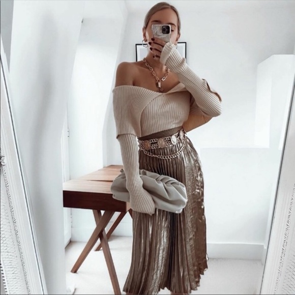 Zara | Sweaters | Zara Off Shoulder 